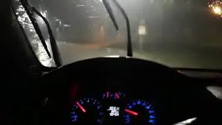 Na chuva de Voyage. ASMR chuva.