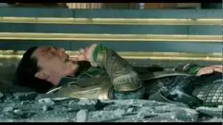 Tom Hiddleston [Gag Reel Clip] - Try Not To Laugh