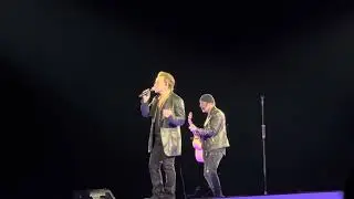U2 - Bono and Edge Tribute to ALEXEI NAVALNY! - Don't Dream It's Over - 2/17/24