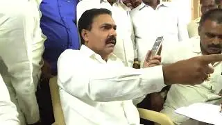 నెల్లూరు పంచాయతీ రాజ్ ఎగ్జిక్యూటివ్ ఇంజినీరును నిలదీస్తున్న శాసన సభ్యులు కాకాణి గోవర్ధన్ రెడ్డి