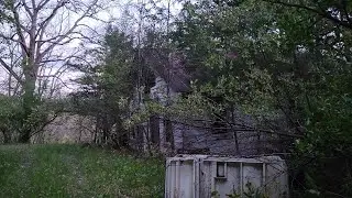 Exploring a (Haunted) Abandoned House in the Woods