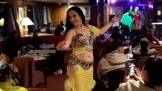 Belly dance improvisation with Cairo live music band by Darya Sahar