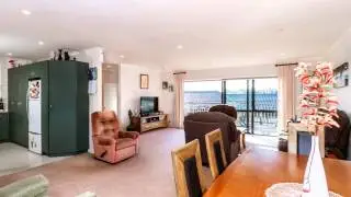 Neer Mehta - Myagent - Real Estate Video and Photography