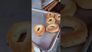 si por la sexta vas bajando de pandebono y buñuelo te vas antojando😋