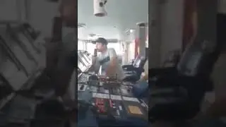 Русский корабль иди на х....