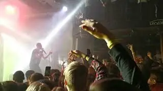 FACE - Бедному