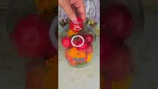 Маринованные помидоры с бархатцами