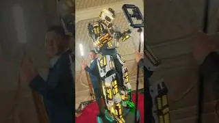 360 booth. Mega Robot. Party time🎉 