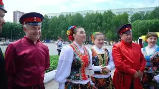 Народный ансамбль казачьей песни  "Атаман" на  Всероссийском фестивале в г.Томске