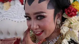 Wedding Ceremony - Indonesian Culture Temu manten dan tepuk tepung tawar - Eka dan Rio