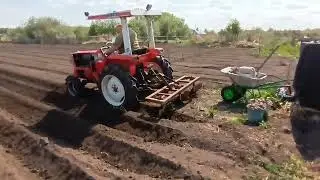 нарезка борозд под картошку