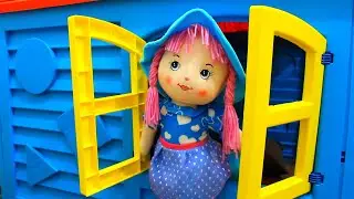 КУКЛА и Лера играют в кукольный ДОМИК, ломают его и строят новый!