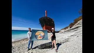Сухогруз Рио в Кабардинке и скала Утюг