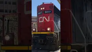 CN L515 Rolls through Royal Oak, MI!