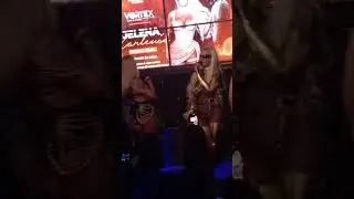 Jelena Karleuša smrsala
