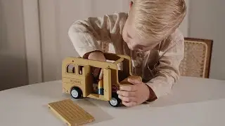 Little Dutch -  School Bus with Figures