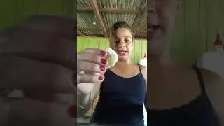fazendo drink de coca cola