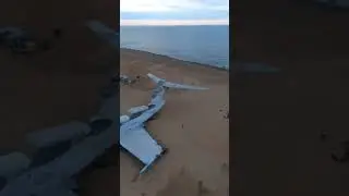 Huge ancient aircraft 