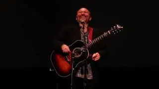 Colin Hay performs 