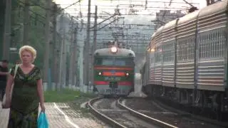 ЭП1М-597 и ЭР9ПК-252/ЭР9П-342