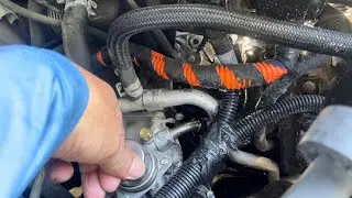 2015 Chevrolet Silverado 3500 HD 6.6L Diesel Agua en el combustible/ water on the fuel