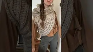 crocheting katniss’s huntress cowl from catching fire ✨ 