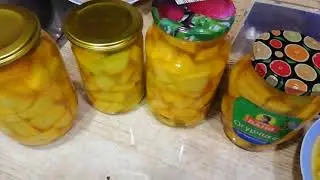 Тыквенные дольки тутти-фрутти (на вкус получаются как манго). И бытовая травма=)