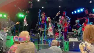 Uptown Funk You Up! 🎶🫶🏼 VAM band @ #ValenciaBonita in Bonita Springs! 2/5/2024