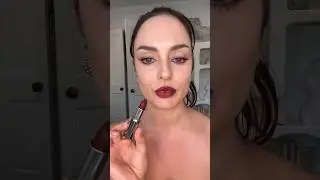 Bordeaux lips 👄 #beautytrends #makeup #boldlips