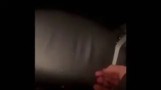 Valleboi swe Hugger sig själv i benet