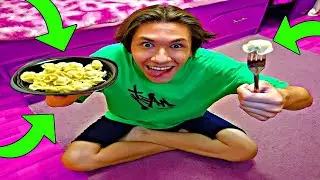 кушаю пельмени на ковре