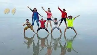 Formasi foto keren saat liburan di pantai