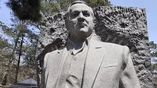 Надгробный памятник вора в законе Чингиза Ахундова