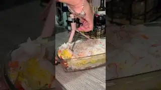 Крабовый салат по новому на ваш Новогодний стол !