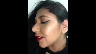 Huda Beauty 3d Highlighter palette