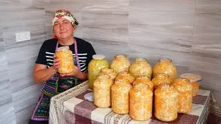 We cook sauerkraut according to an old recipe. Hard work in the village
