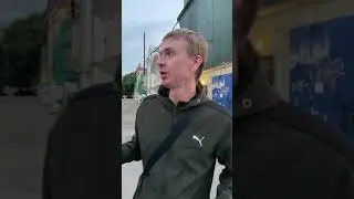 Смотрящий за рынком в Питере.