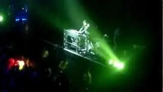 ALVIN RISK!! (Live @ Nottingham Arena, Example Tour 2012)