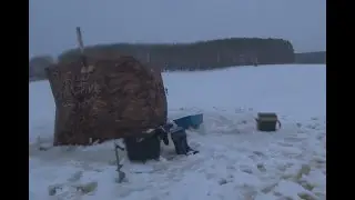 ЗИМНЯЯ РЫБАЛКА С КОМФОРТОМ. СУТКИ НА ЛЬДУ
