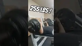 uh-oh gym fail? #spotter #benchpress #gym #shorts #trending