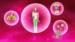 Fely se divierte con las burbujas