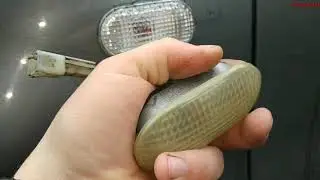 How to Replace the Turn Signal Repeater on a Geely CK