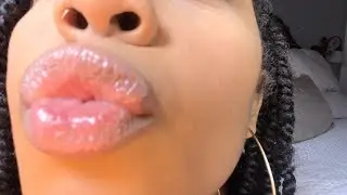 ASMR: Kisses for Relaxation 💋