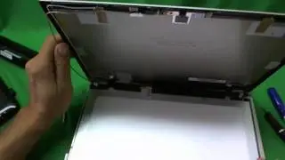 ASUS U46e Laptop Screen Replacement Procedure