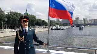 Я люблю тебя, Россия! - поёт Николай Тимаков.
