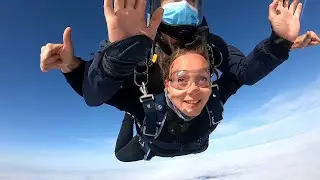 Tandem de Claire !!! Ecole Française de Parachutisme Lille Bondues