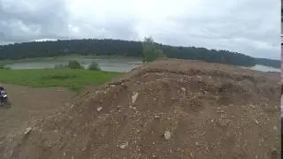 Прыжок на Honda Africa Twin 750