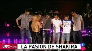 El Barça mueve las caderas con Shakira   RTVE es