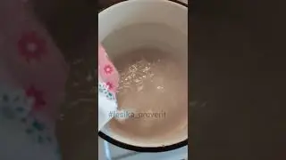 cleaning the inside of an enamel pan