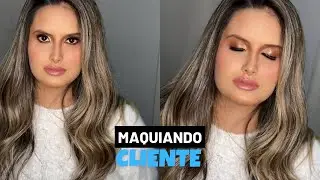 Maquiando cliente | Milena Bottega